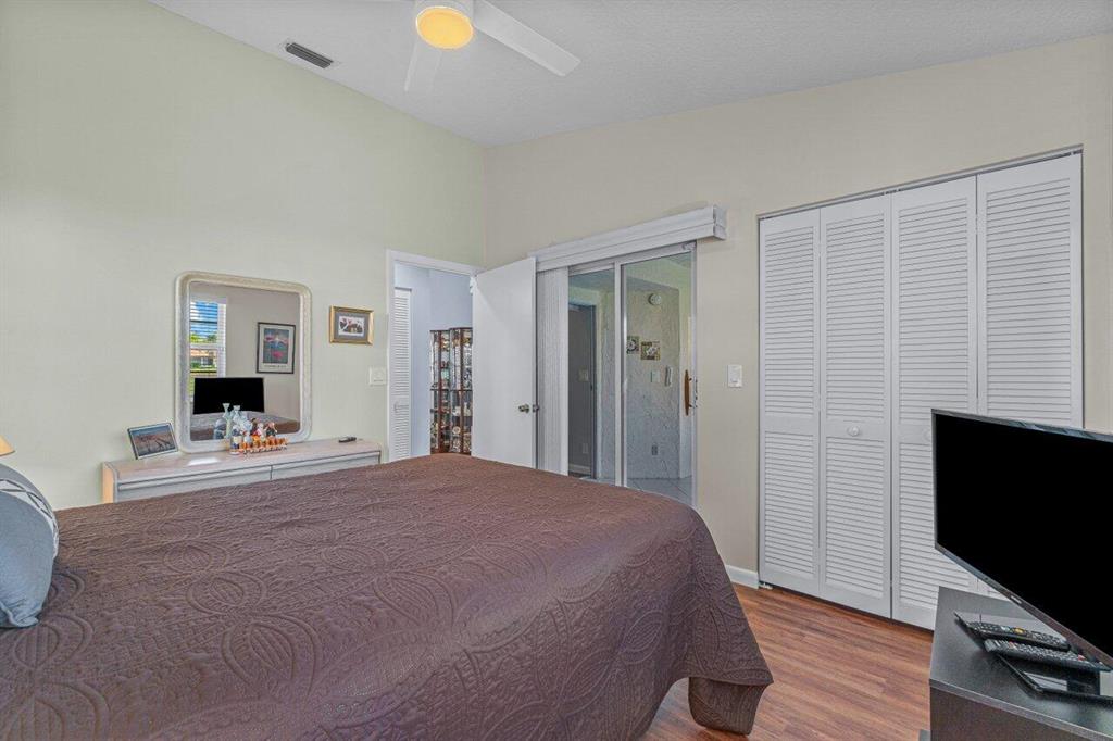 EMERALD POINTE 2 - Residential