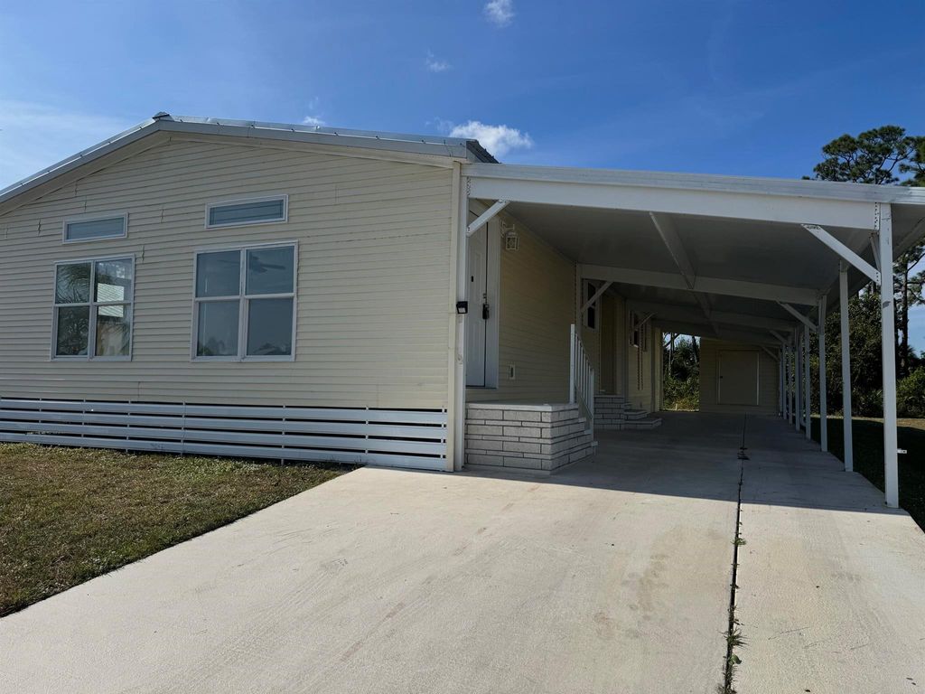 Photo of 44 La Villa Way, Fort Pierce, FL 34951 (MLS # R11145378)
