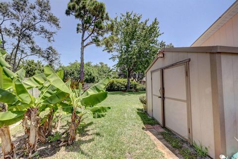 A home in Port Saint Lucie