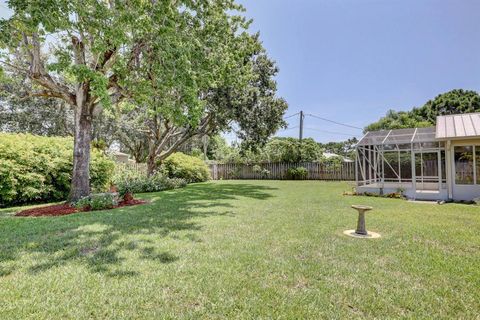 A home in Port Saint Lucie