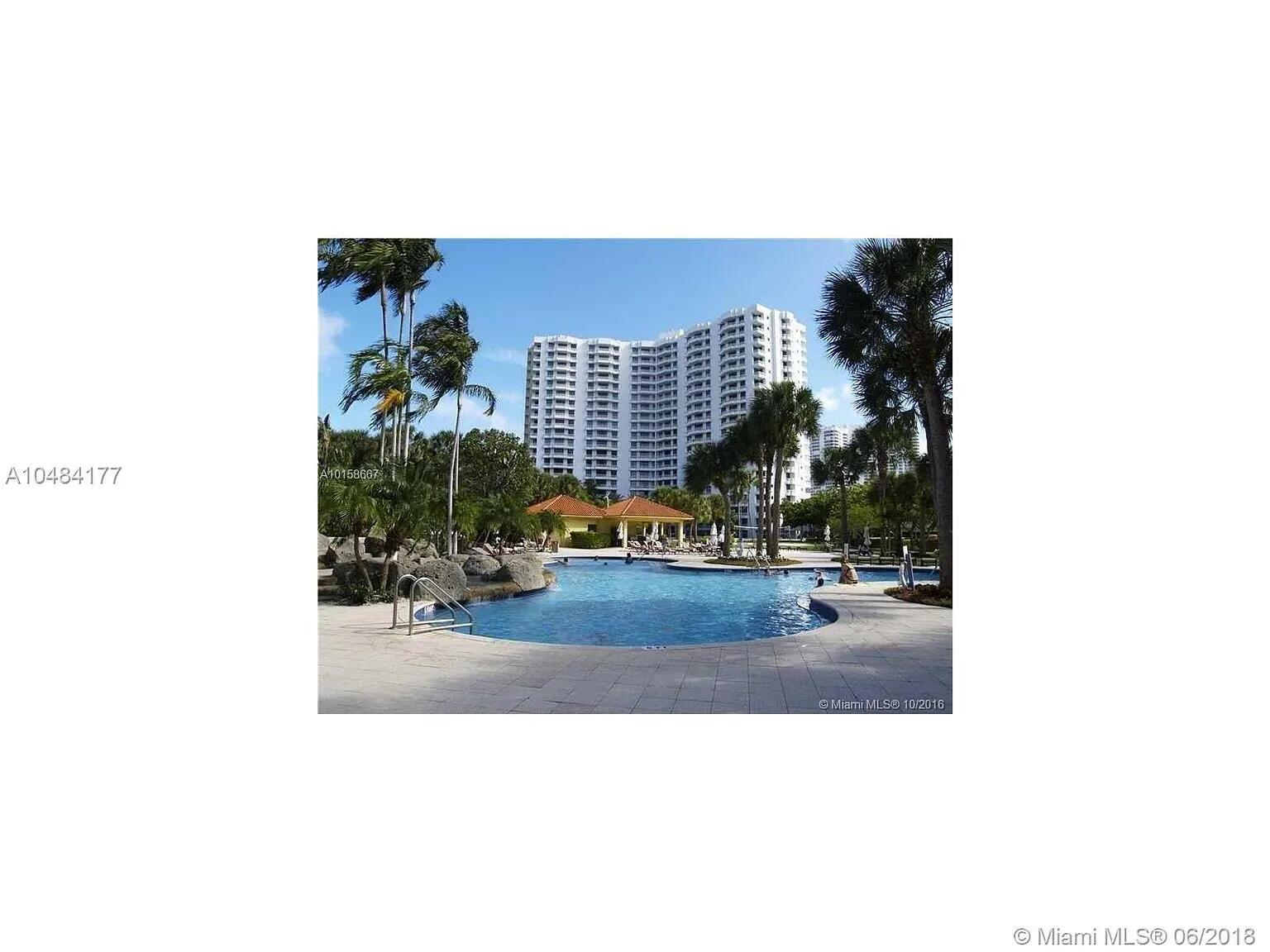 PARC CENTRAL AVENTURA SOU - Residential Lease
