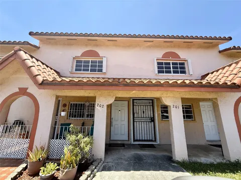 7901 W 29th Ln Unit 202-10, Hialeah, FL MLS: F10504633