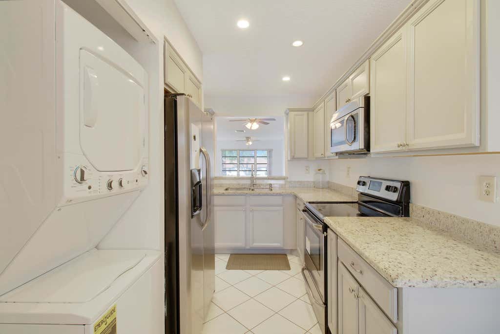 Photo of 5710 Princess Palm Court #F, Delray Beach, FL 33484 (MLS # R10956589)