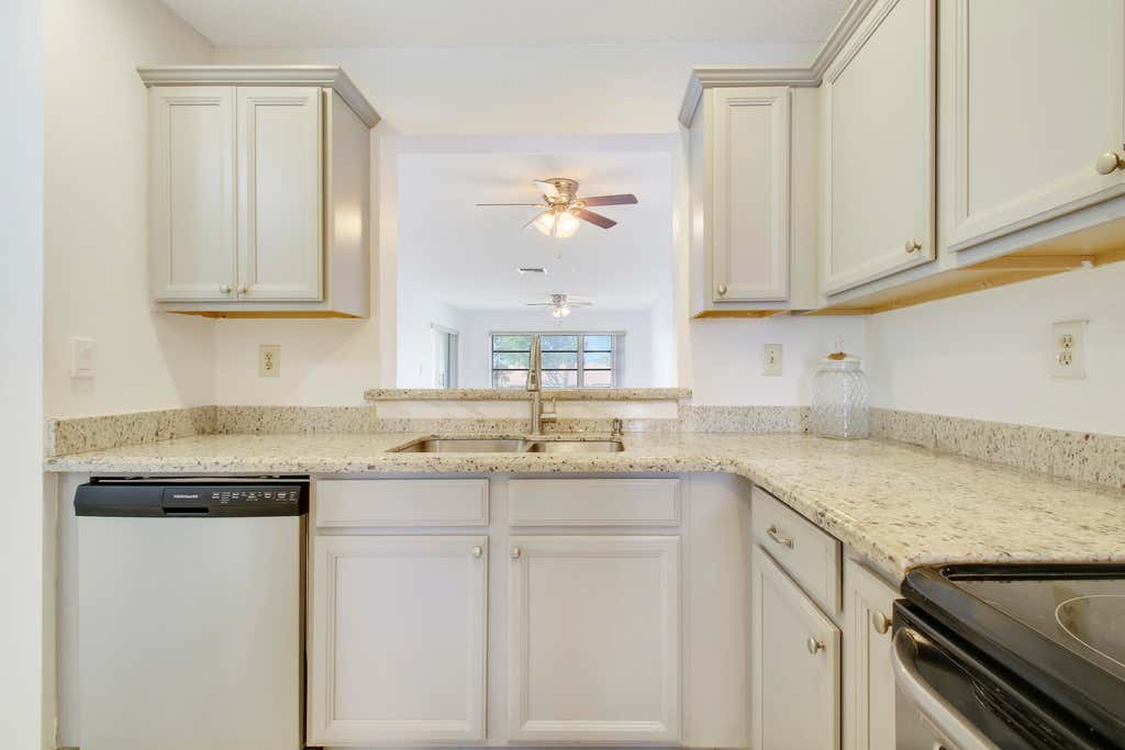 Photo of 5710 Princess Palm Court #F, Delray Beach, FL 33484 (MLS # R10956589)