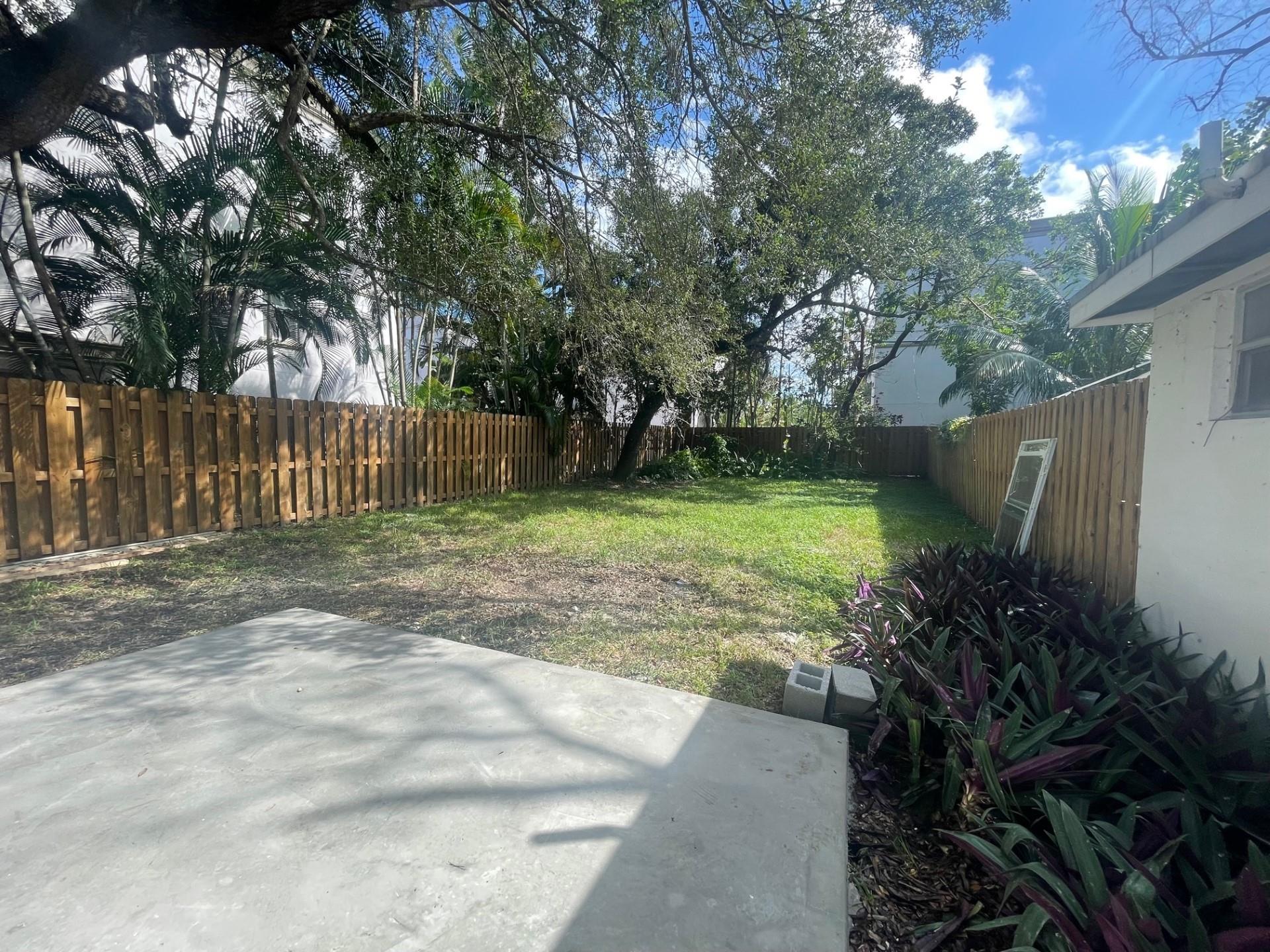 Aldens Sub Lts 1, 2 Blk 6 - Residential Lease