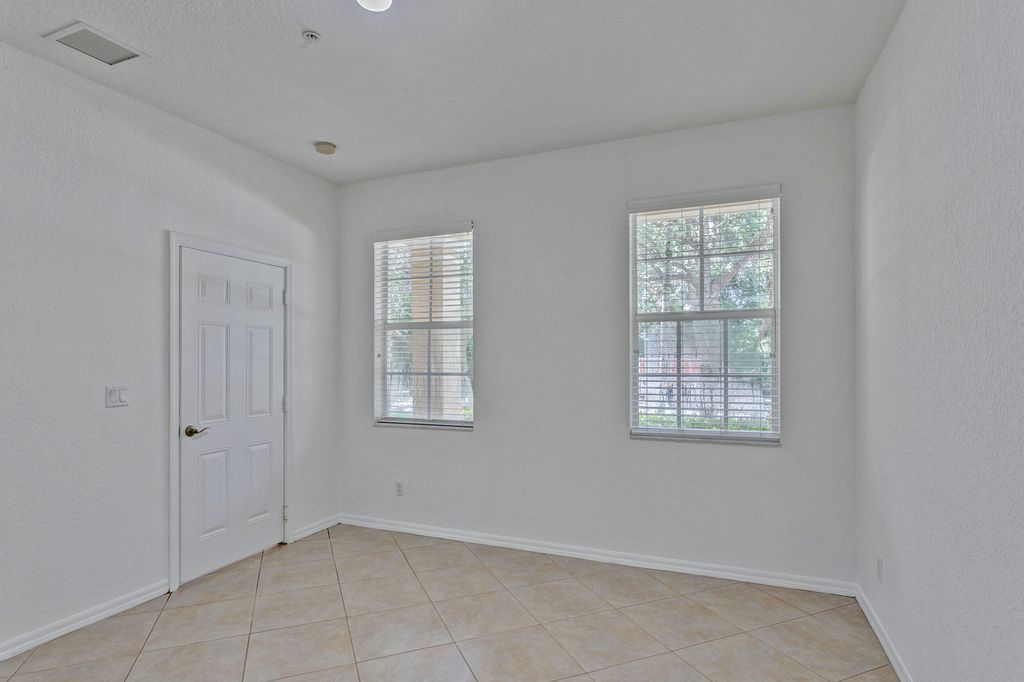 Photo of 155 Indian Creek Parkway #103, Jupiter, FL 33458 (MLS # R10974784)