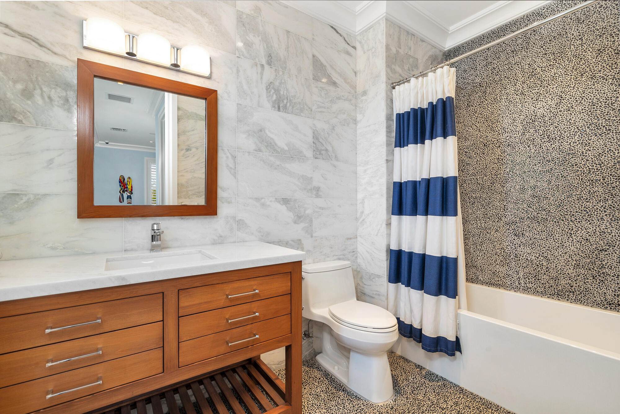 LEWIS SHORE ESTATES 2 - Residential