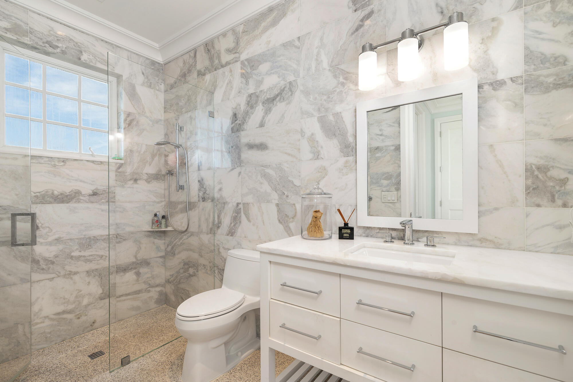 LEWIS SHORE ESTATES 2 - Residential