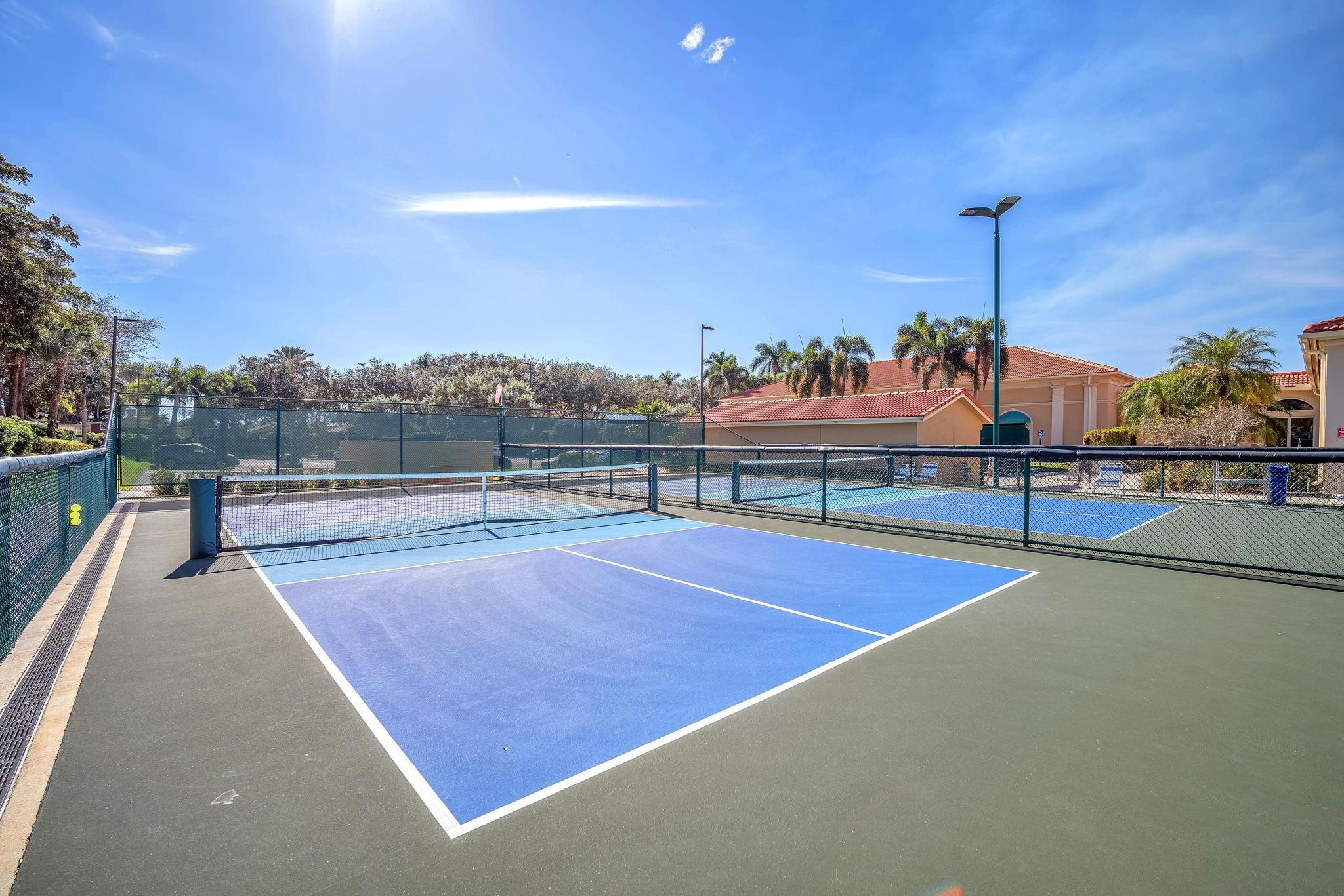 CASCADE LAKES - Residential Lease