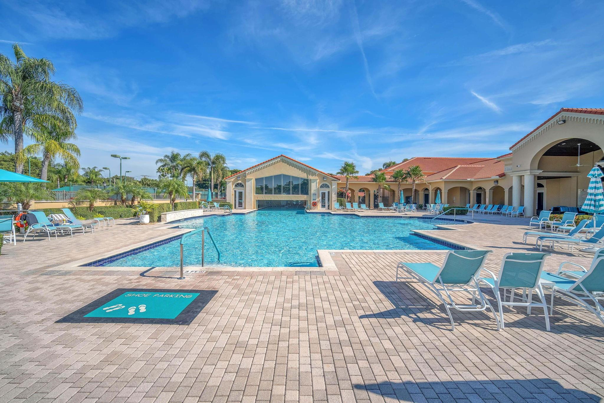 CASCADE LAKES - Residential Lease