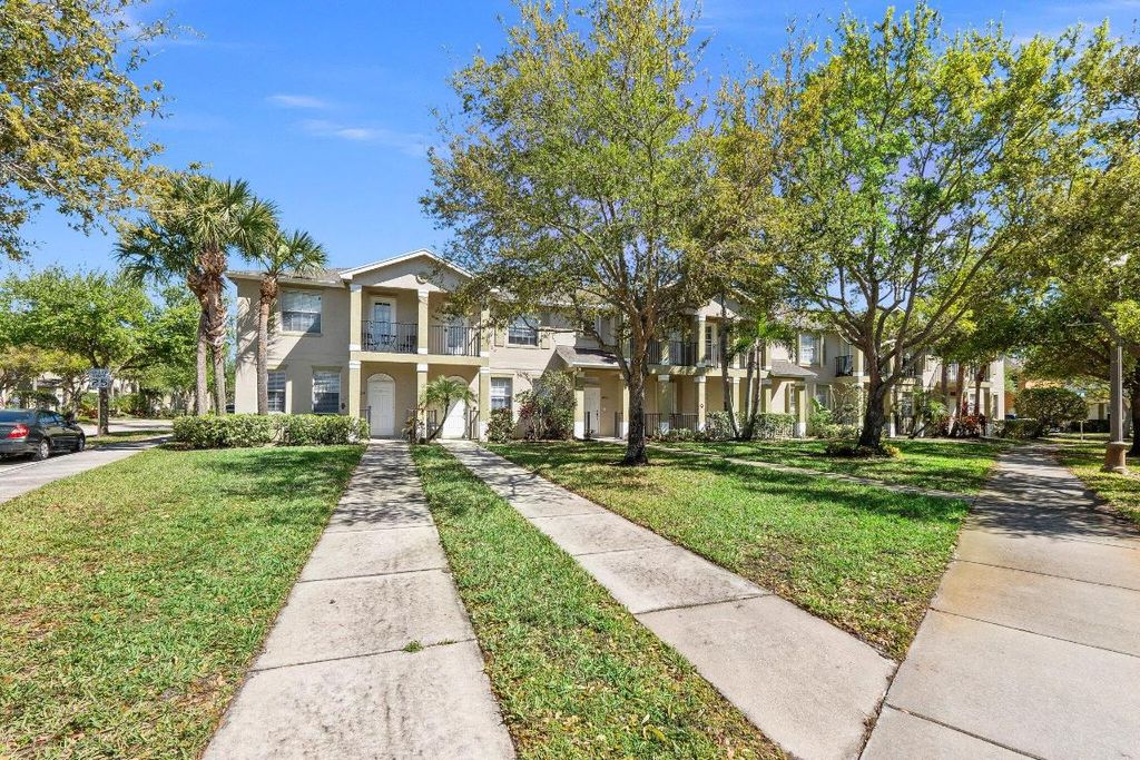 Photo of 1890 SE Grand Drive, Port Saint Lucie, FL 34952 (MLS # R11070366)