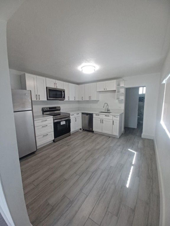 North Hollywood 4-1 B - Residential Income