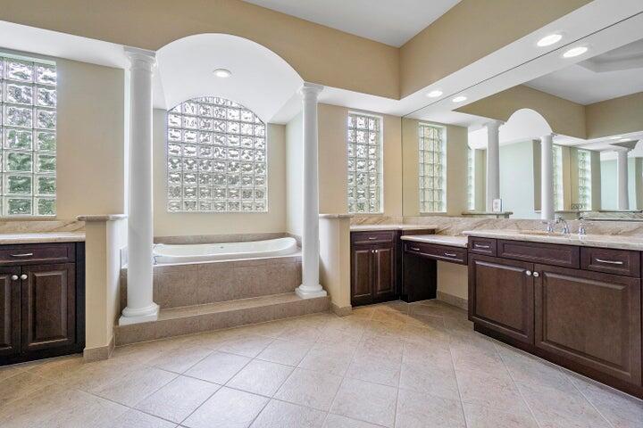 CANYON SPRINGS - Residential Lease