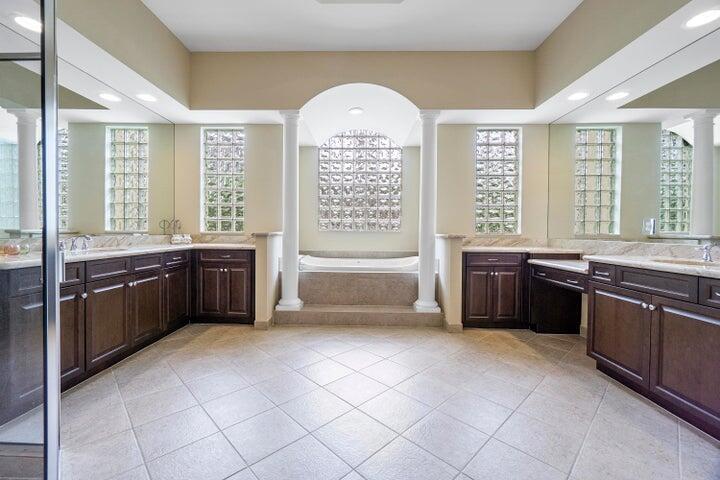 CANYON SPRINGS - Residential Lease