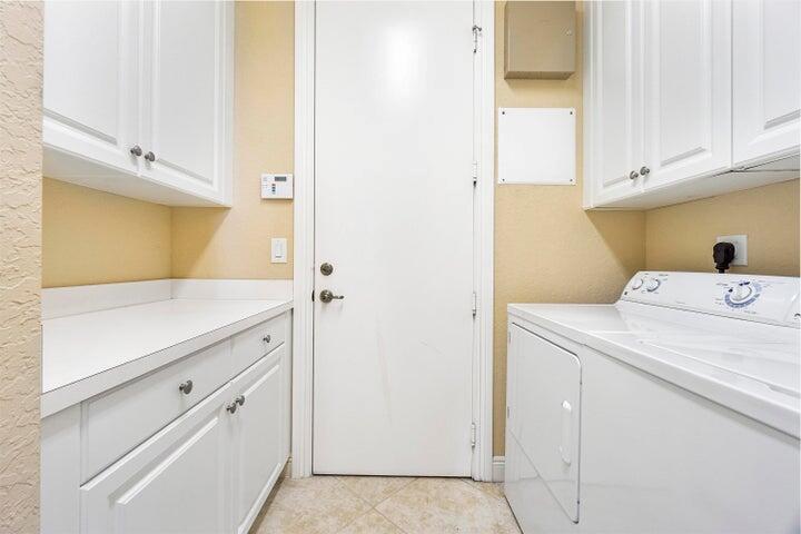 CANYON SPRINGS - Residential Lease