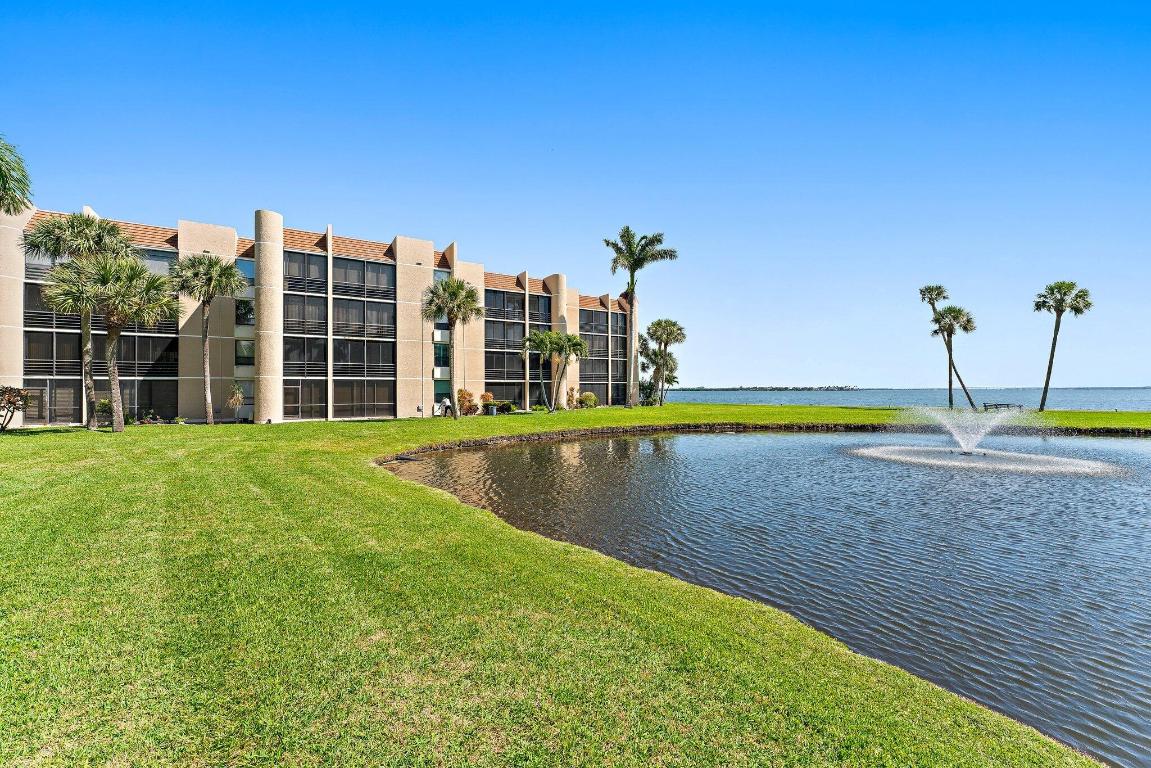 FAIRWINDS COVE CONDO - Residential