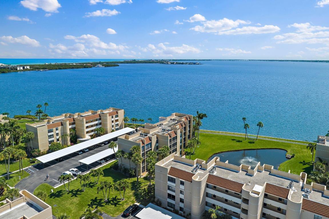 FAIRWINDS COVE CONDO - Residential