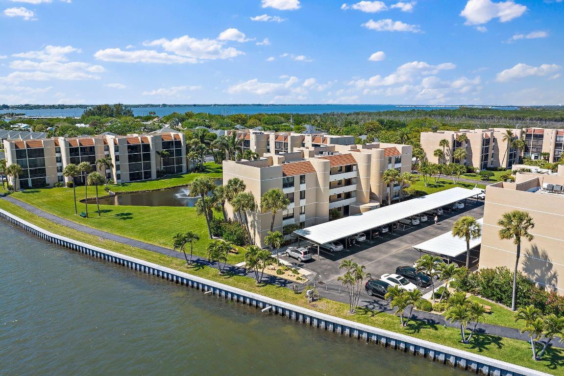 FAIRWINDS COVE CONDO - Residential