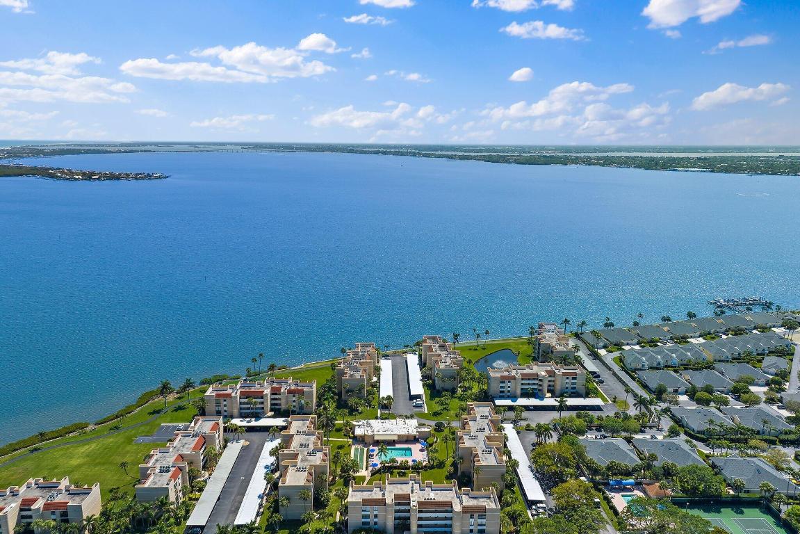 FAIRWINDS COVE CONDO - Residential