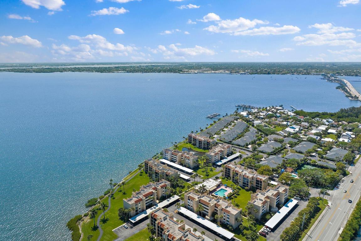 FAIRWINDS COVE CONDO - Residential