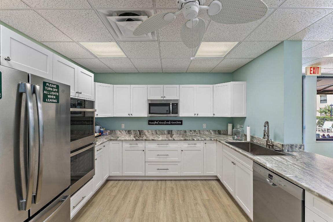 FAIRWINDS COVE CONDO - Residential