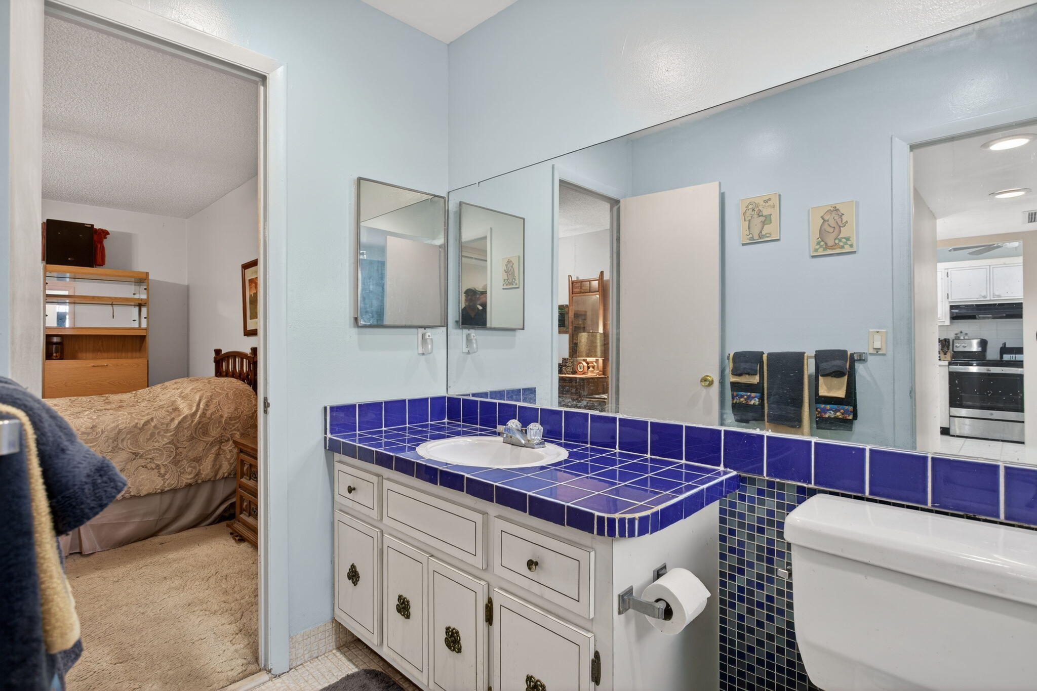 JASMINE GARDENS CONDO INC - Residential