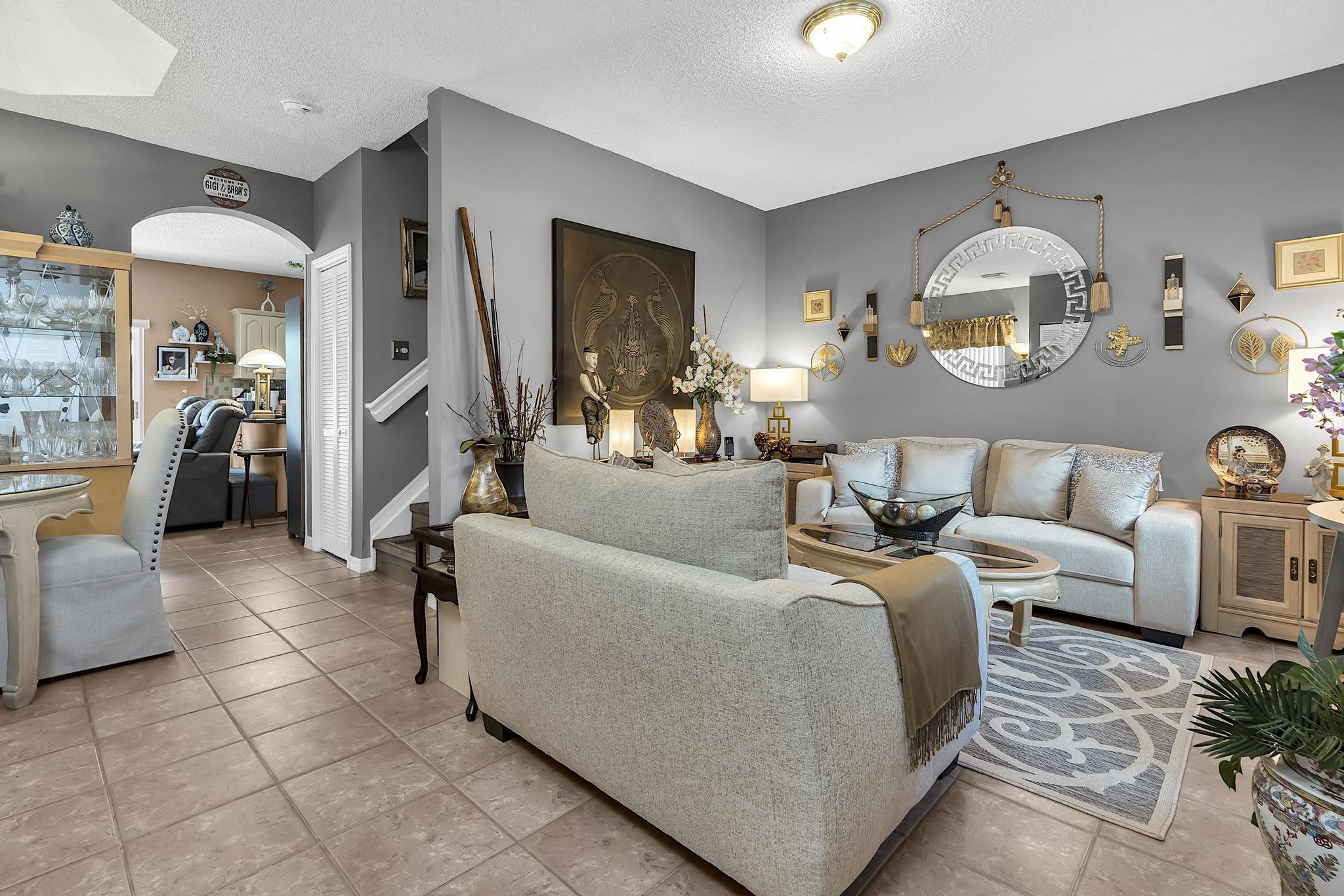 PASEOS AT MIAMI LAKES - Residential