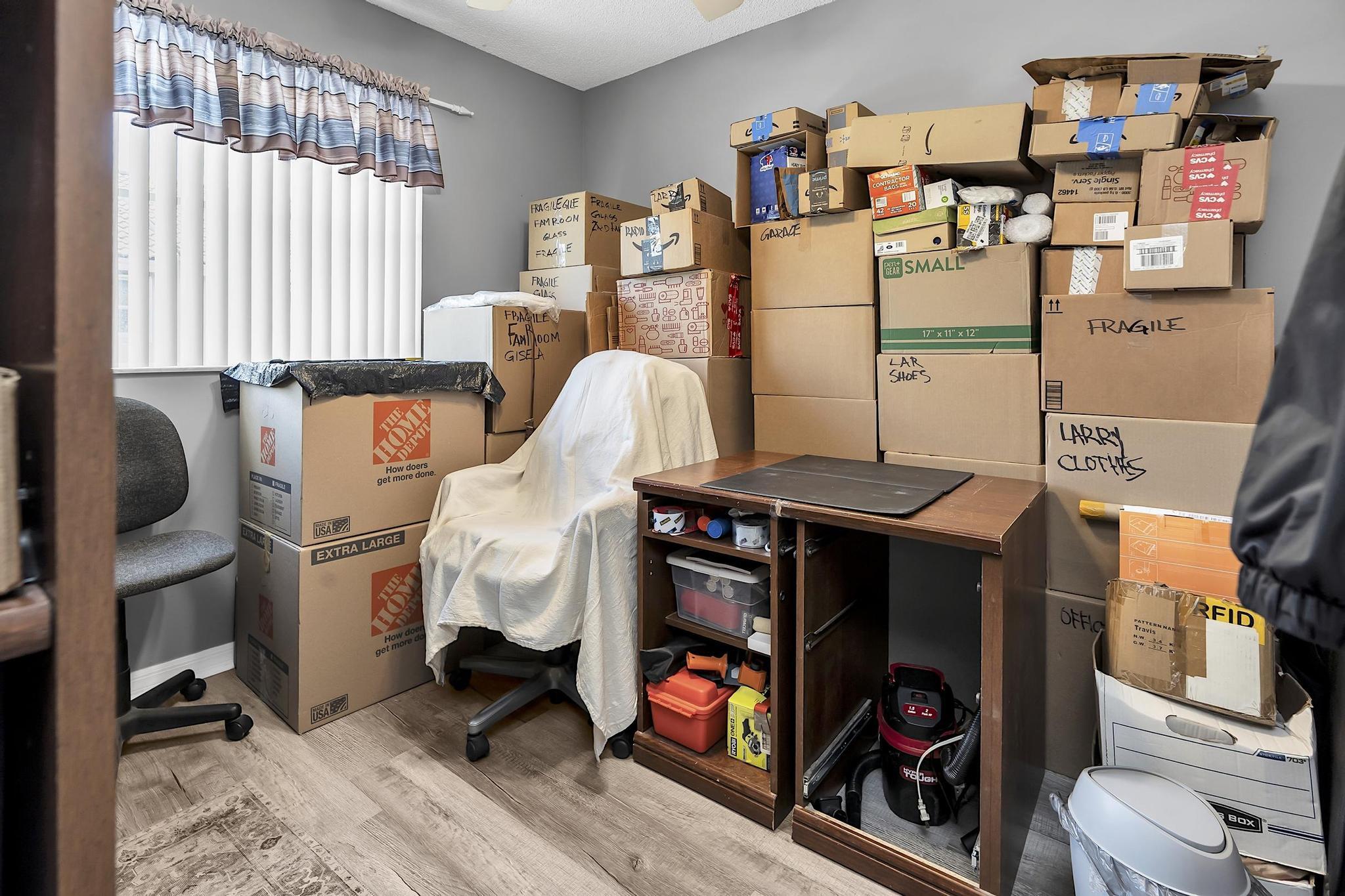 PASEOS AT MIAMI LAKES - Residential