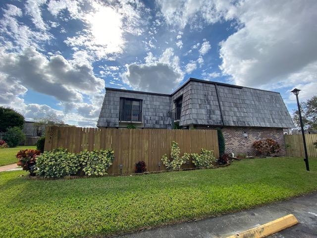 FOREST LAKES - Residential