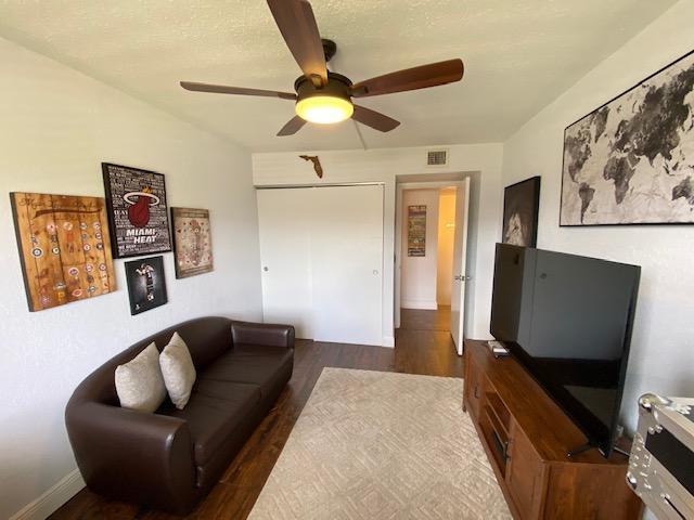 FOREST LAKES - Residential