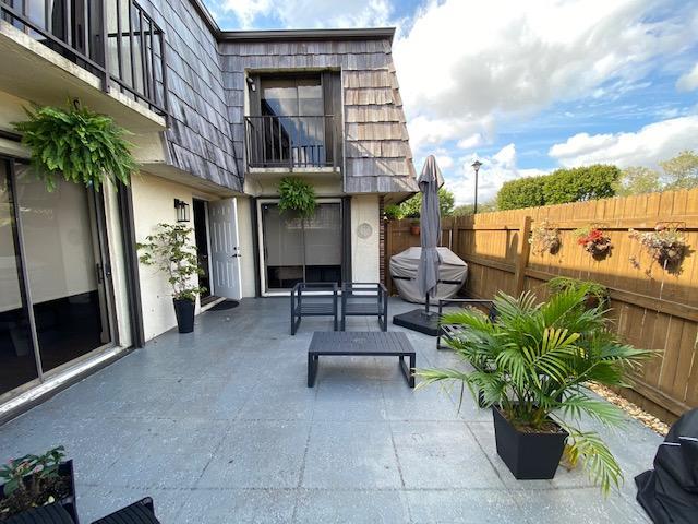 FOREST LAKES - Residential