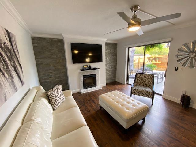 FOREST LAKES - Residential