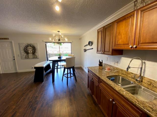 FOREST LAKES - Residential