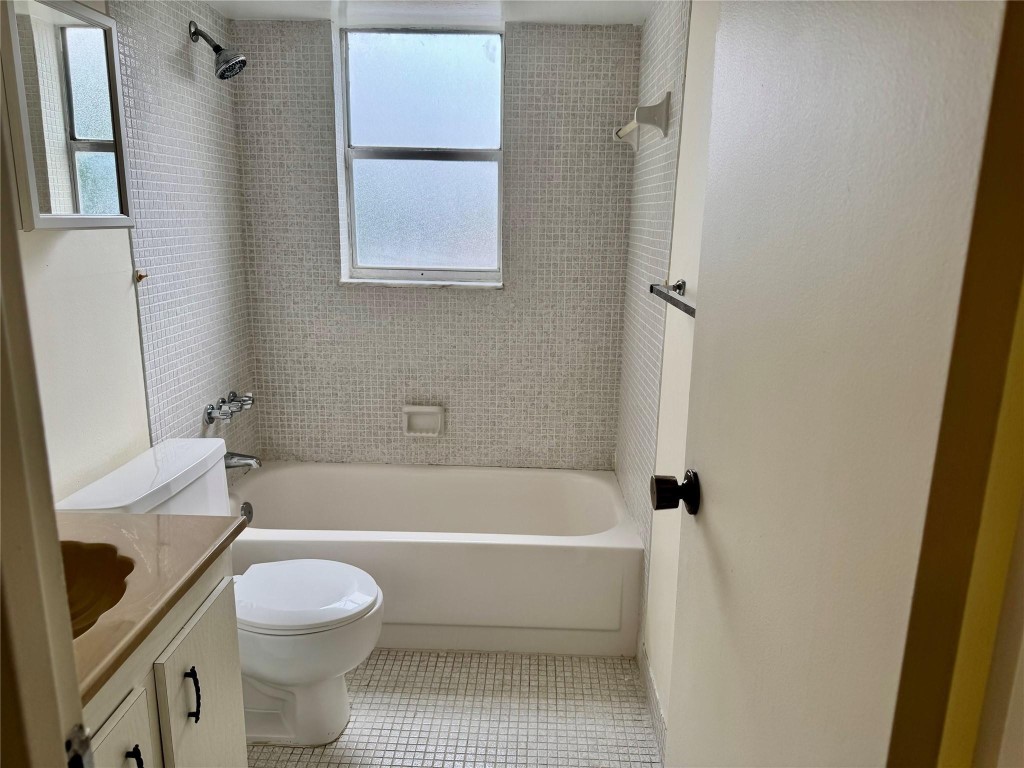 COURTYARDS OF BROWARD - Residential