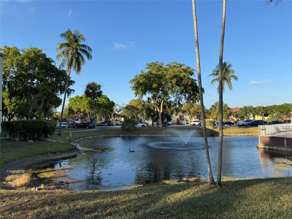 COURTYARDS OF BROWARD - Residential