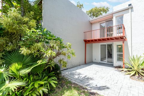 A home in Wilton Manors