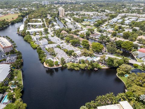 A home in Wilton Manors