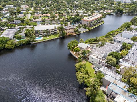 A home in Wilton Manors