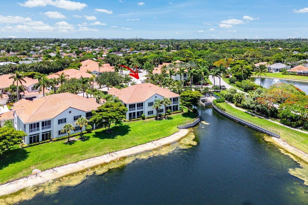 Photo of 112 Palm Bay Drive #A, Palm Beach Gardens, FL 33418 (MLS # R11100735)