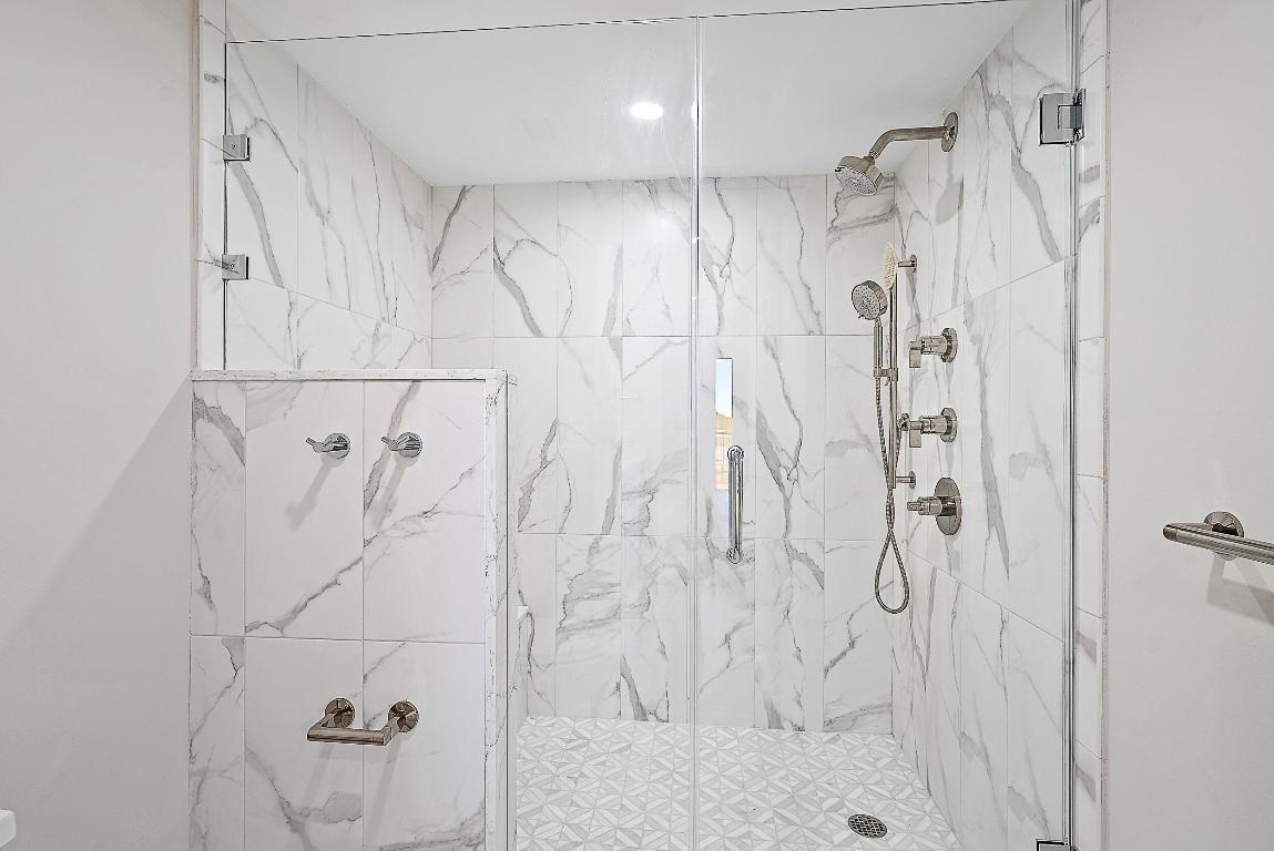 Jonathans Landing - Anchorage East - Residential