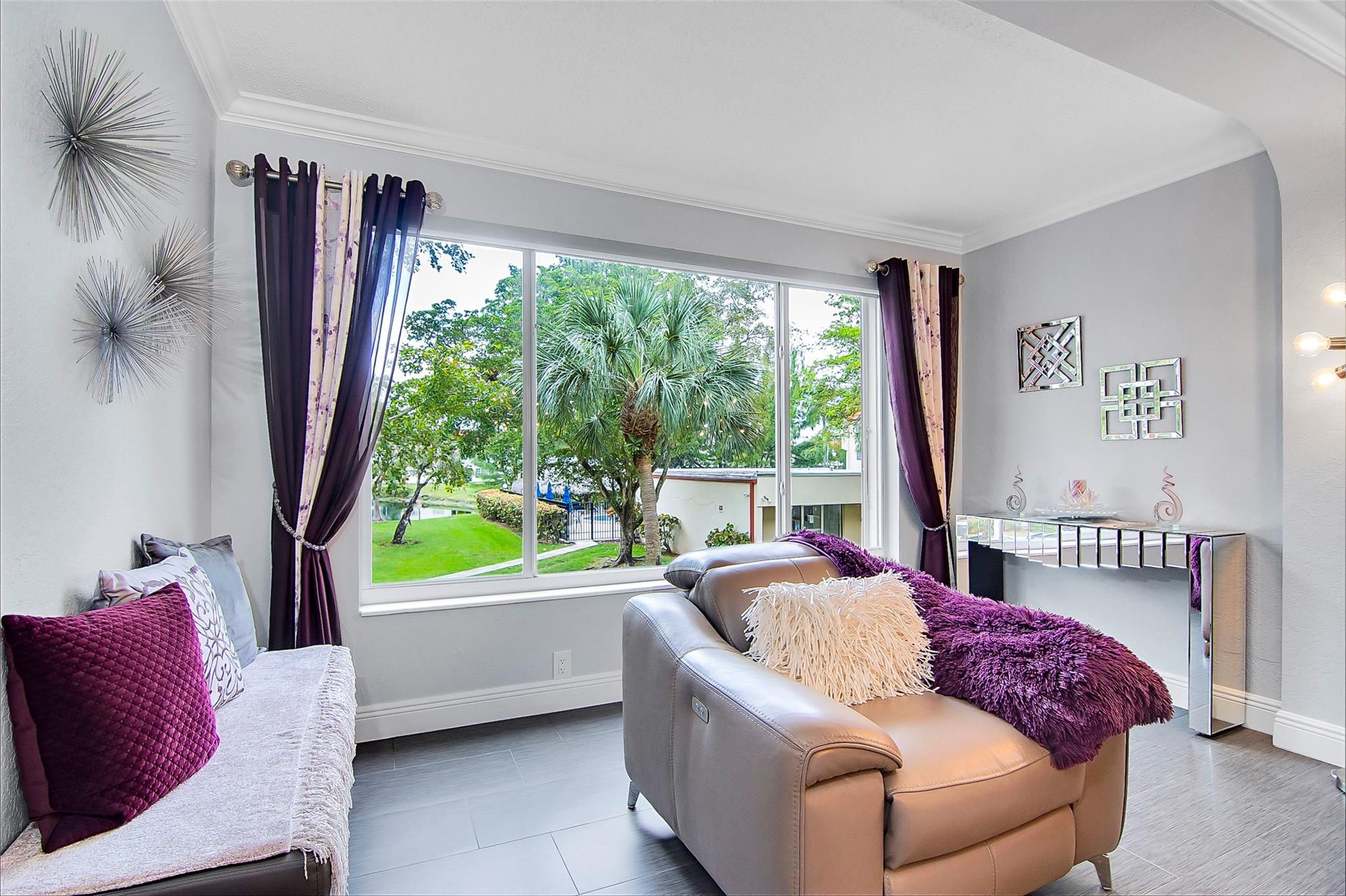 sunrise Lakes - Residential