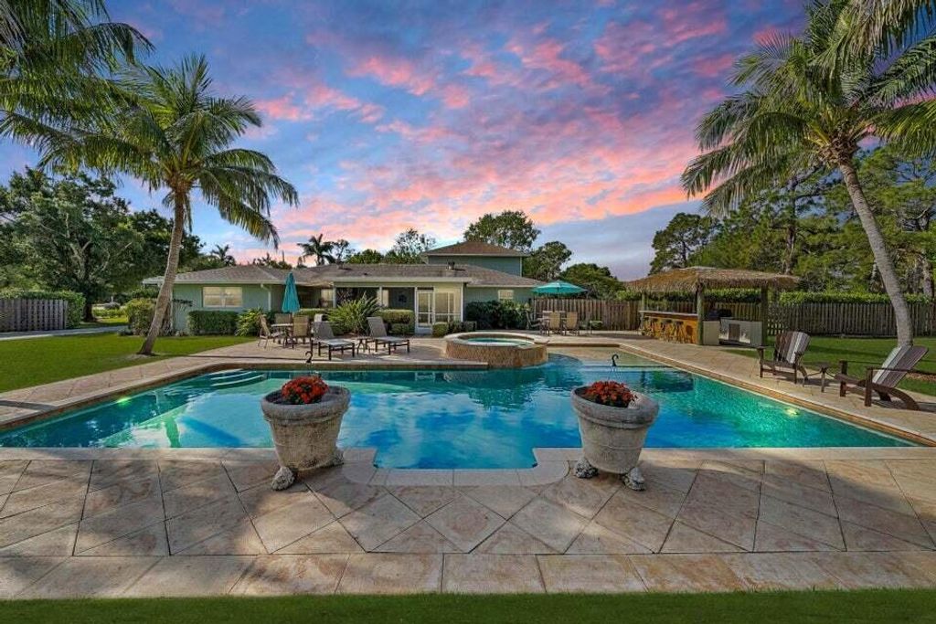 Photo of 5895 Keith Road, Jupiter, FL 33458 (MLS # R11079598)