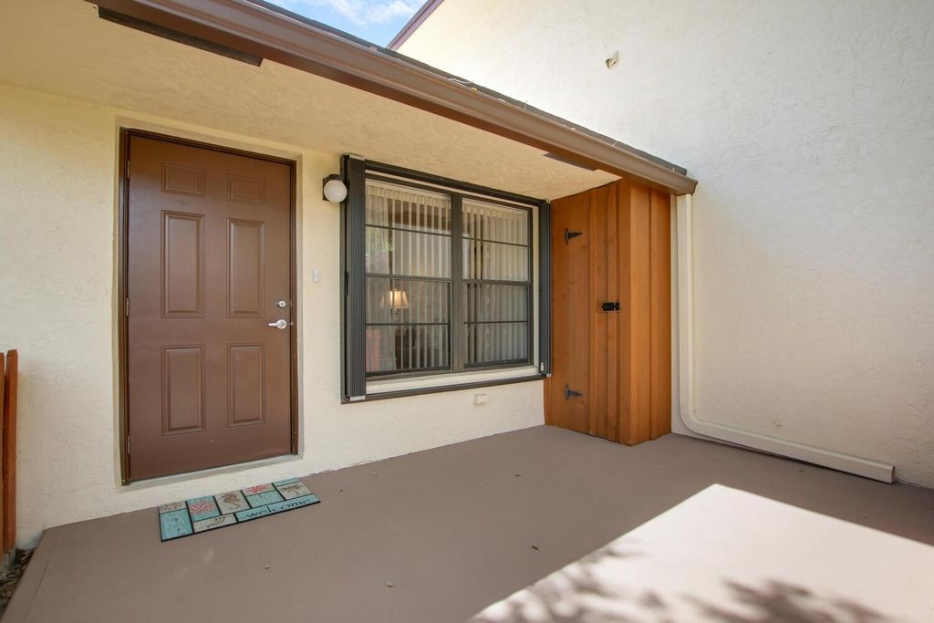 Photo of 8093 SE Villa Circle, Hobe Sound, FL 33455 (MLS # R11108608)