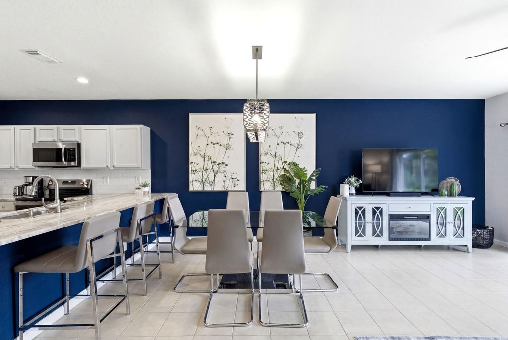 Photo of 13354 Georgian Court, Wellington, FL 33414 (MLS # B26032749)