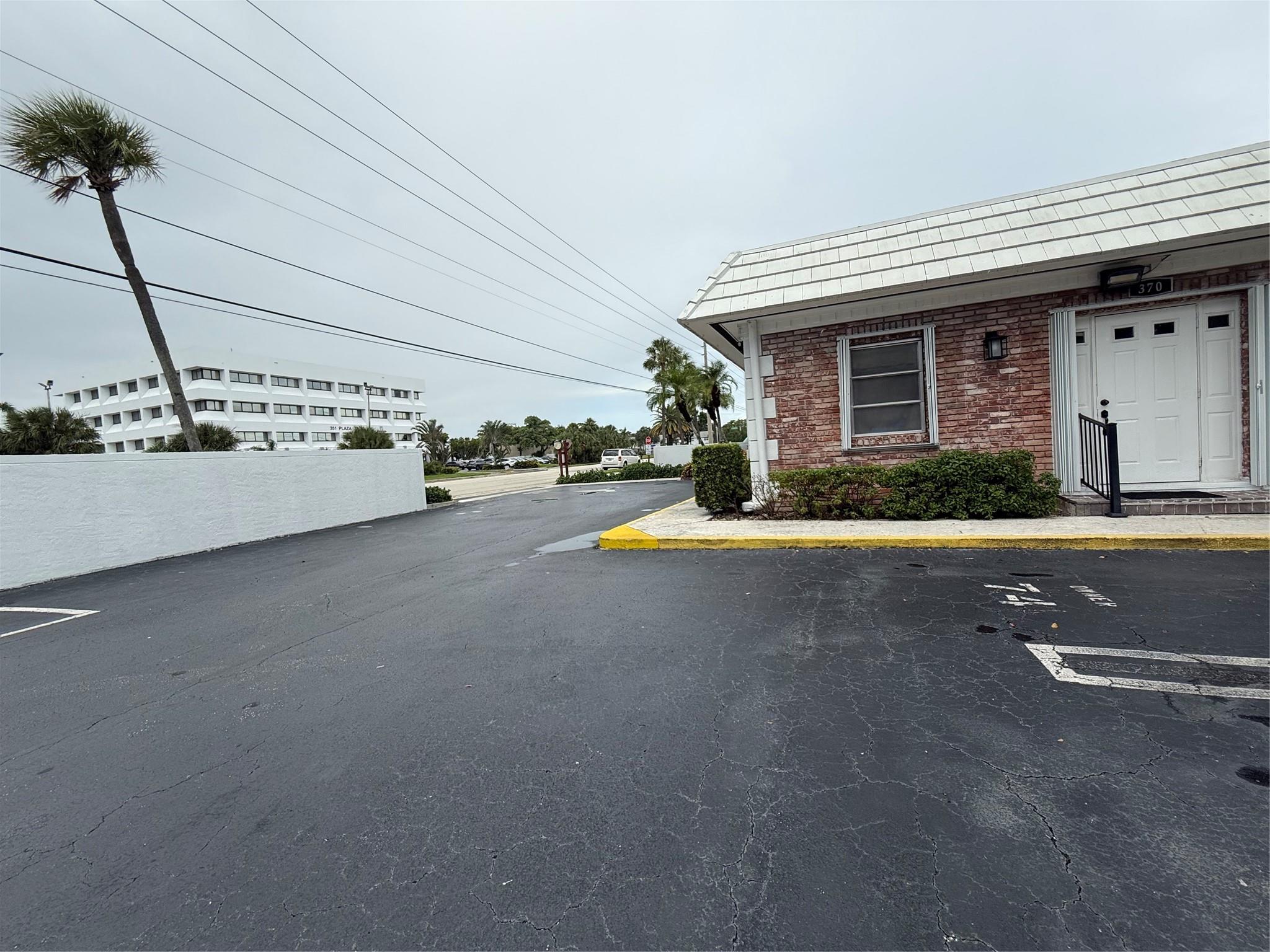 VIRGINIAN APARTMENTS - Residential Lease