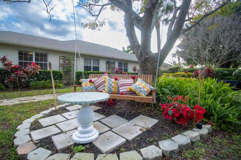 Single Family Residence in Wellington FL 15775 Meadow Wood Drive Dr 32.jpg