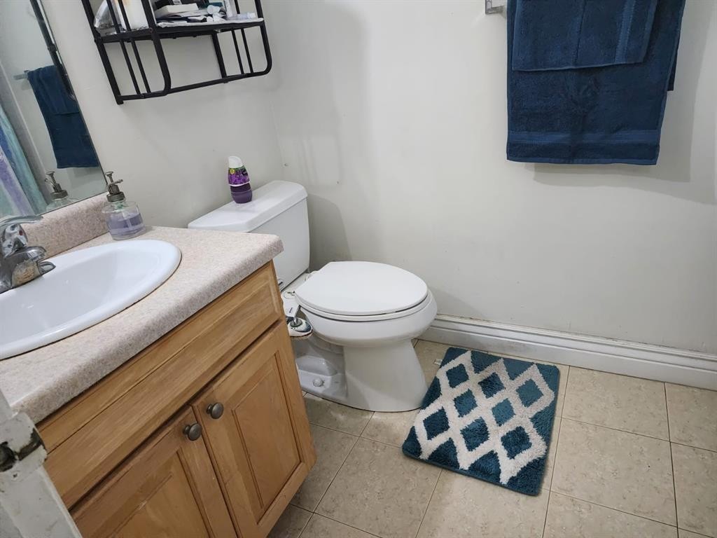 lakes of Jacaranda - Residential Lease