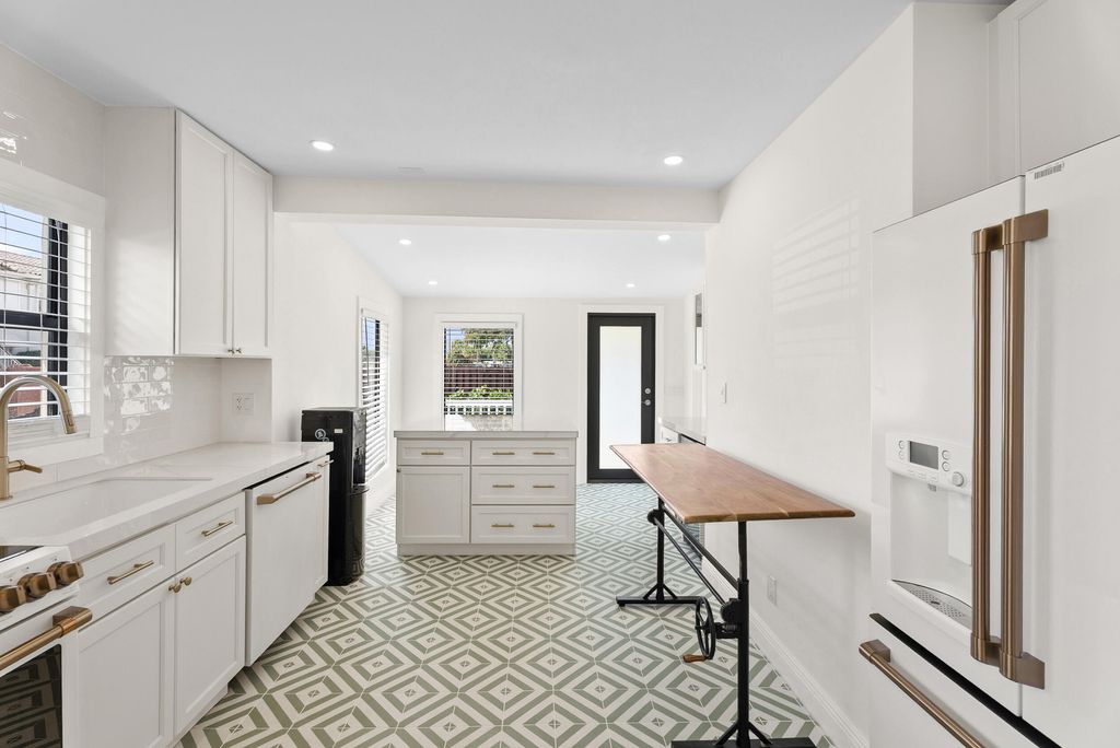 Photo of 517 55th Street, West Palm Beach, FL 33407 (MLS # B26032006)
