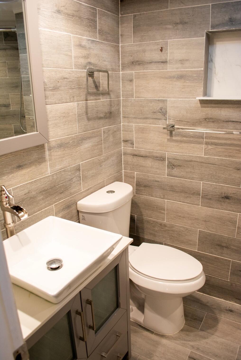 PARC COURT CONDO - Residential Lease