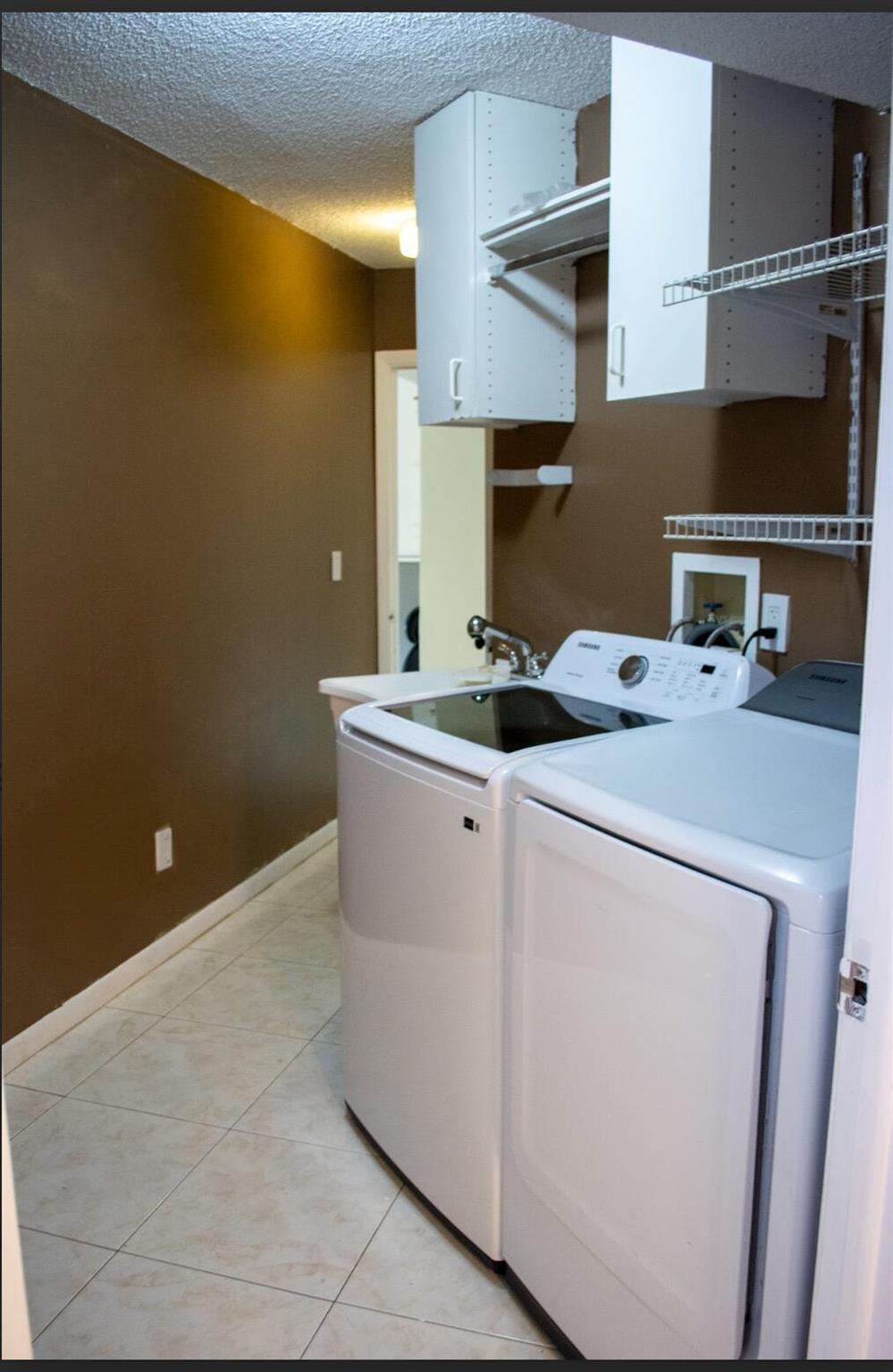 PARC COURT CONDO - Residential Lease